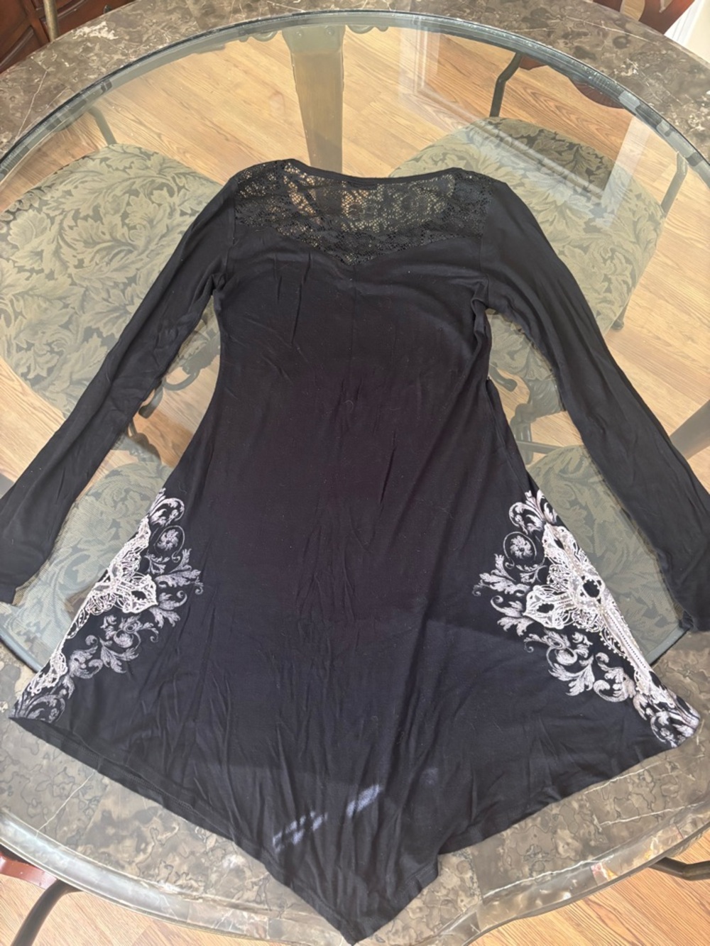 Vocal Cyber Y2K Grunge Rhinestone Long-Sleeve Tunic w/ White Ornate Cross Print - Picture 4 of 4